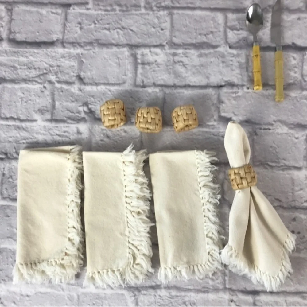 Set of 4 Natural Woven Rattan Raffia Napkin Rings * Bonus 4 Ivory‎ Napkins